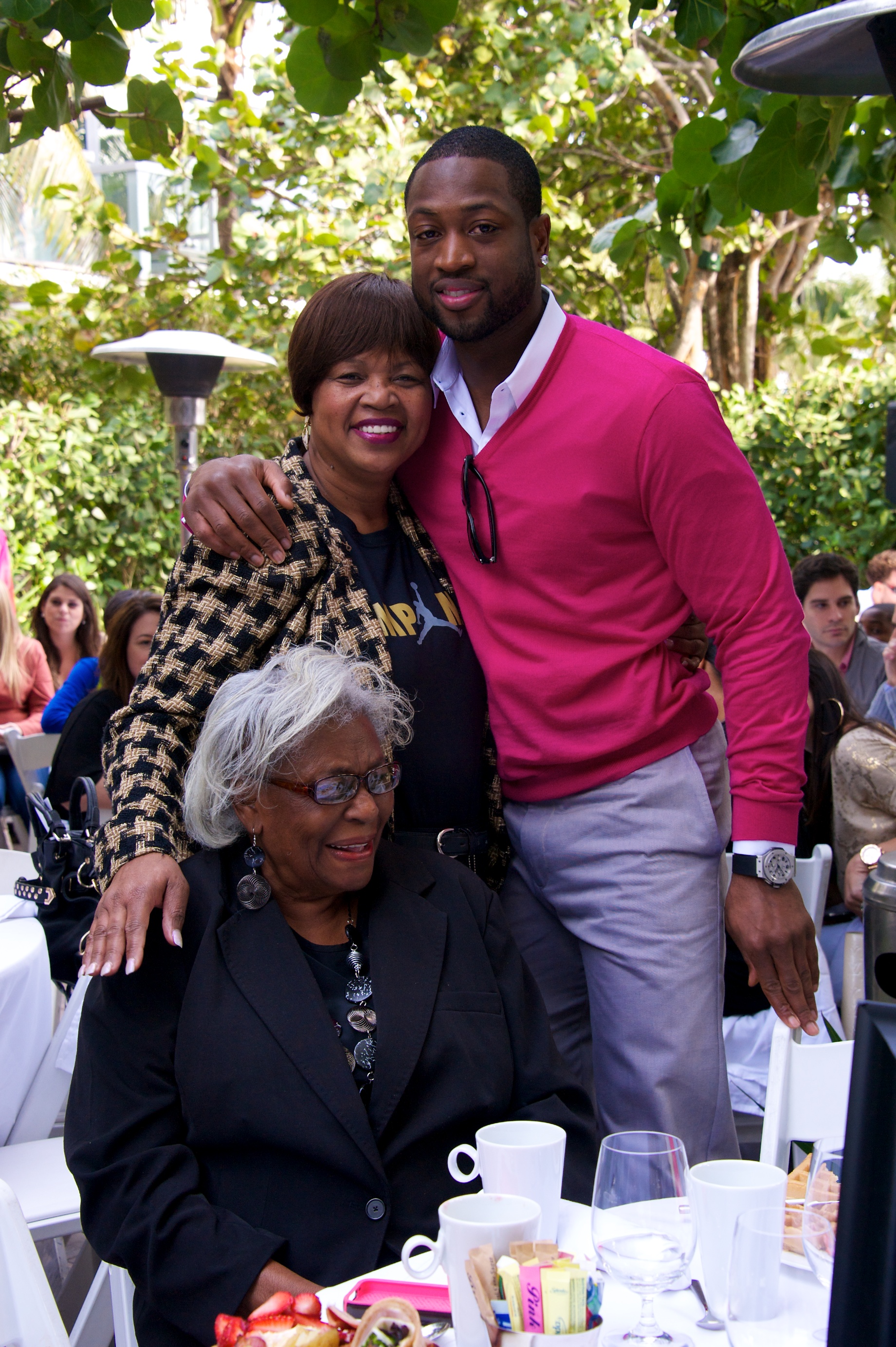 Dwyane-Wade-his-mother-and-grandmother | Urban Islandz1841 x 2766