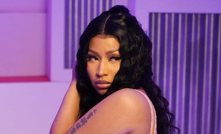 Nicki Minaj Flames Blogger Who Questioned Her Pen Game Urban Islandz