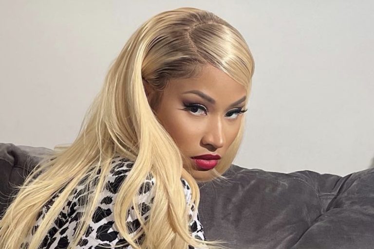 Nicki Minaj Goes Off On Megan Thee Stallion Cardi B In Wild Twitter