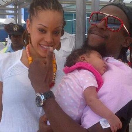 Jah Cure Finally Hold His Daughter Kailani [Photo] - Urban Islandz