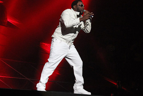 Jay-Z Sizzles At Barclays Center Kickoff Concert [Photo] - Urban Islandz