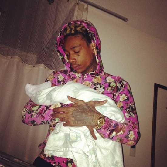 Wiz Khalifa baby first photo