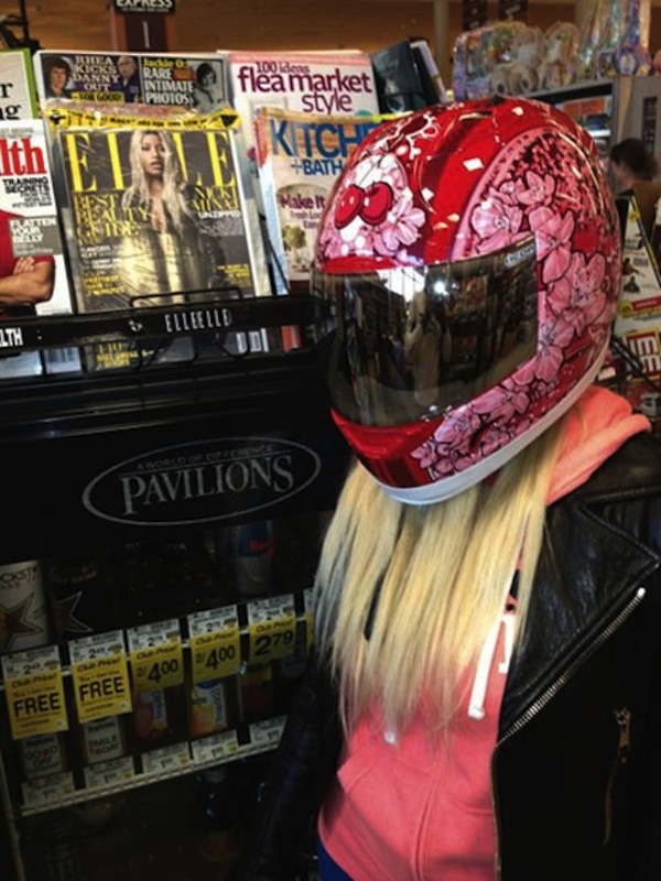 Nicki Minaj Stunts On Her Motorbike To The Store [PHOTO 