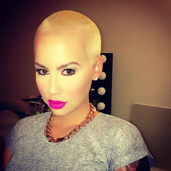 Amber Rose bald blonde hair pic