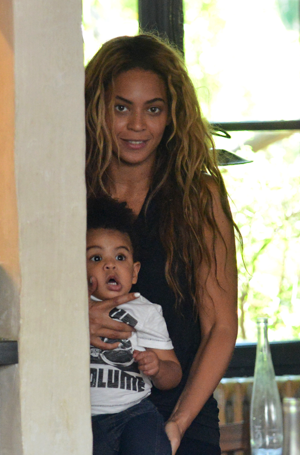 Beyonce and Blue Ivy 04252013