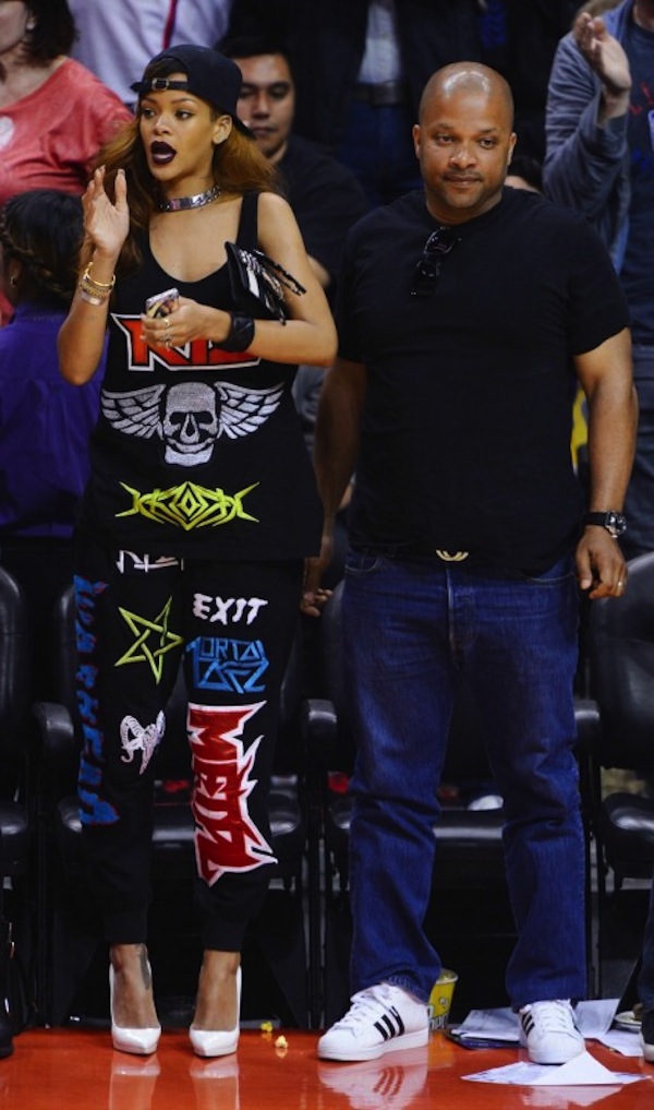 Rihanna and Jay Brown courtside