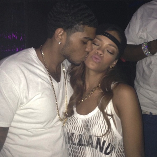 Rihanna mystery man kiss