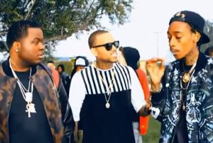 Sean Kingston Ft. Chris Brown, Wiz Khalifa - Beat It [Music Video ...