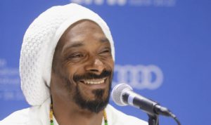 Snoop Lion Reincarnated Debut At No. 1 On Billboard Reggae Chart ...