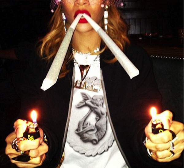 Rihanna big blunts