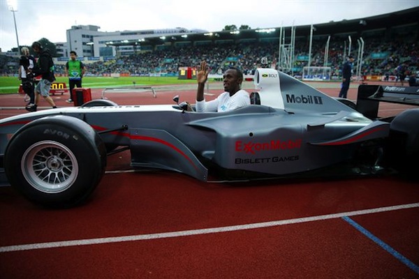 Usain Bolt Drives F1 Car On Tracls Before Winning 200m In Oslo [VIDEO ...