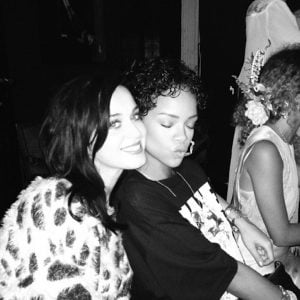 RIHunited.. Katy Perry And Rihanna Cozy Up In NYC [PHOTO] - Urban Islandz