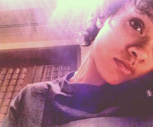 Rihanna short hair