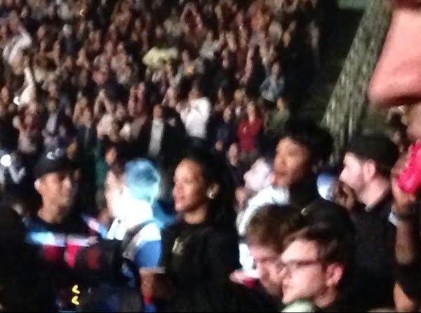 Rihanna at drake concert