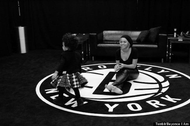 Blue Ivy and Beyonce pic