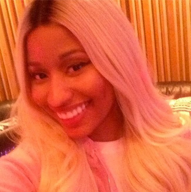 Nicki Minaj selfie instagram 1
