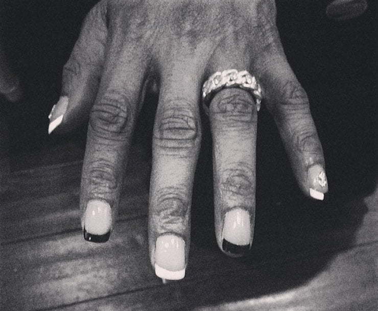 Snoop Dogg Shows Off Freshly French Manicure Nails - Urban Islandz