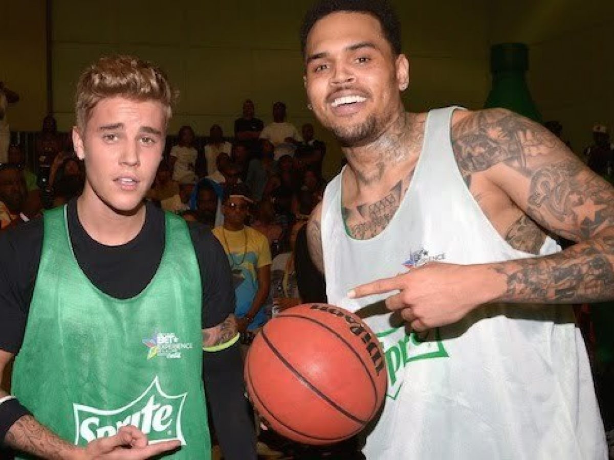 Chris Brown Justin Bieber Play In Bet Celebrity Basketball Game Urban Islandz