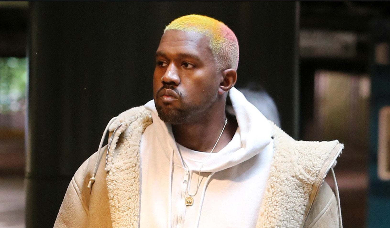 Twitter Roast Kanye West For New Multi Colored Hairstyle Urban
