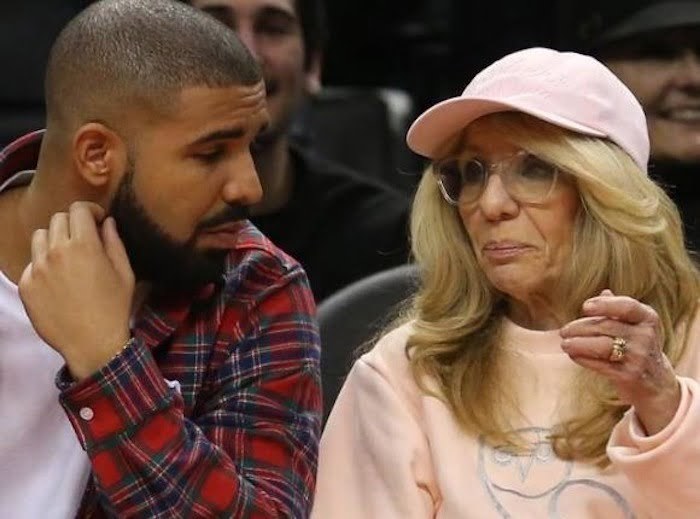 XXXTentacion Disrespecting Drake's Mom On Twitter Is He Going Too Far -  Urban Islandz