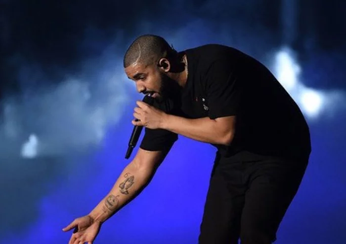 Drake Brings Out Nicki Minaj, Trey Songz, Skepta, Giggs & More During  Final - Capital XTRA