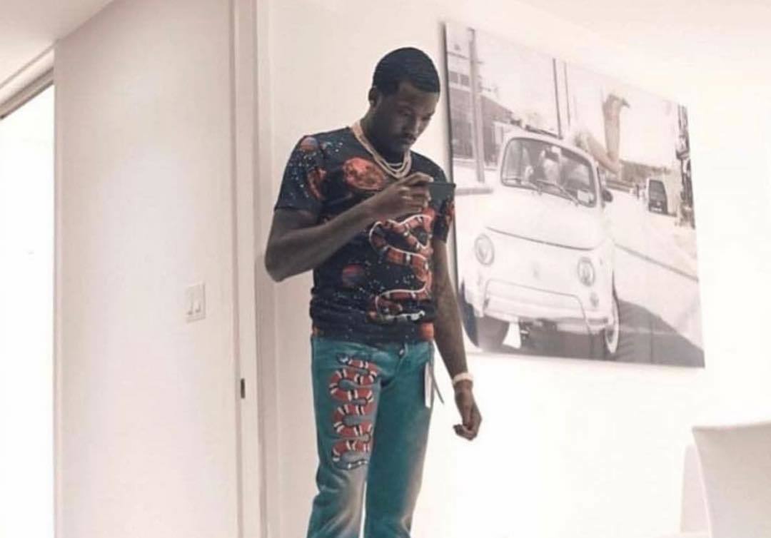 Meek Mill Gets Roasted For Wearing Gucci Cropped Jeans - Urban Islandz