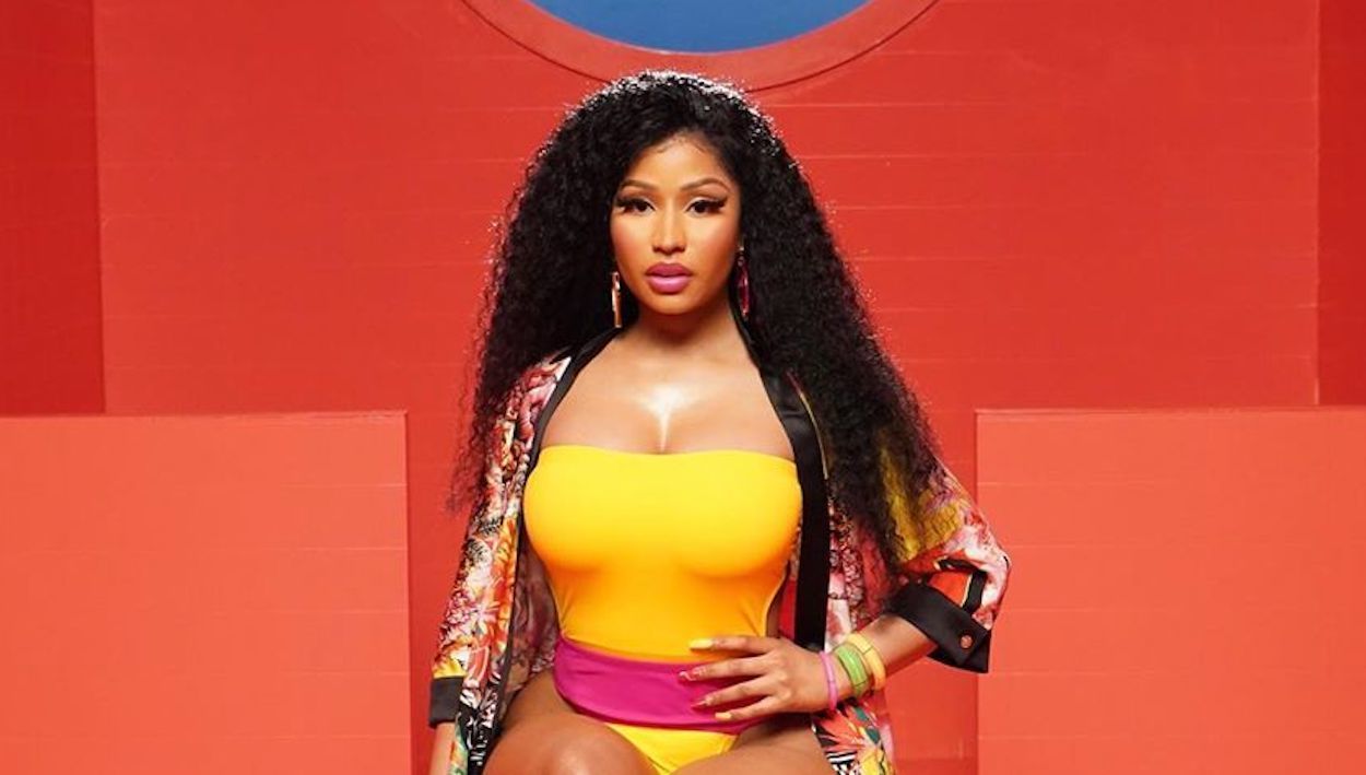 This Instagram Recreates Niki Minaj's One Boob Out Style. See  Pics/comments - Celebrities - Nigeria