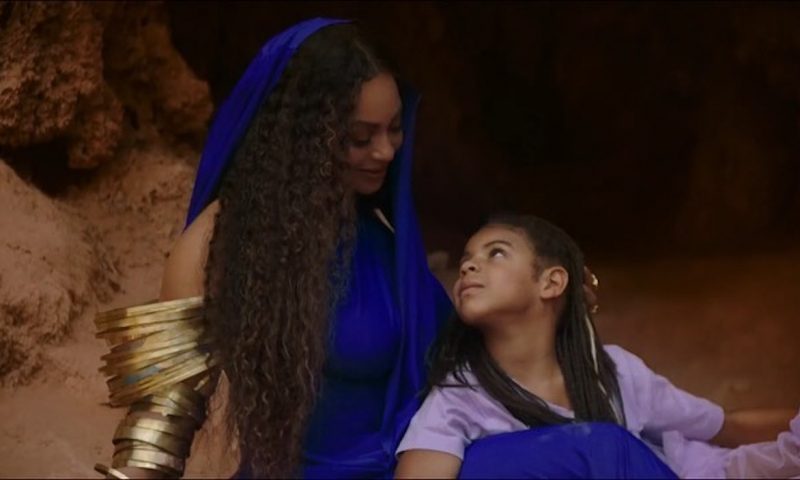 Blue Ivy and Beyonce