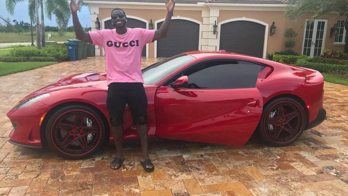 Kor Tyranny Fordeling Gucci Mane Went Ballistic After His $600K Ferrari Towed And Damaged In  Miami - Urban Islandz