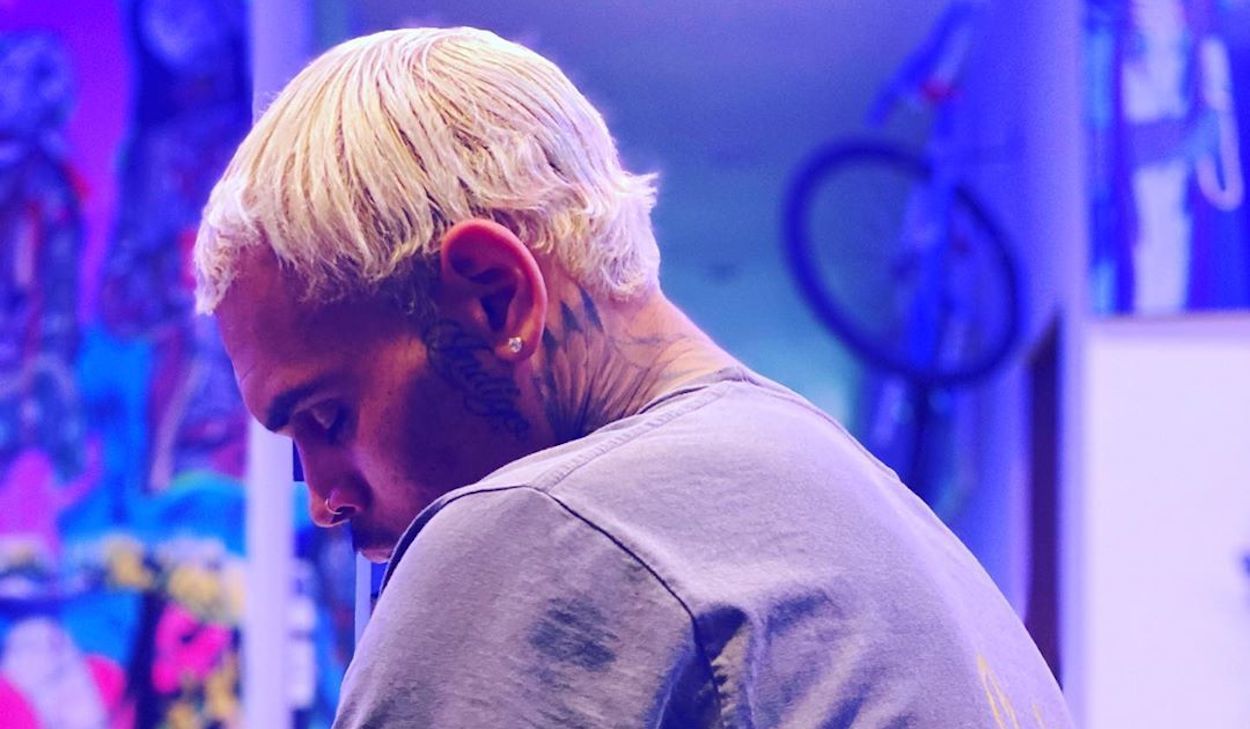 Chris Brown Morphing Into Justin Bieber Fans Losing It Over