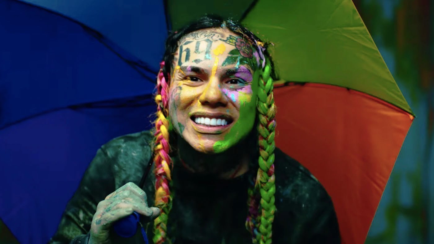 6ix9ine Punched In The Head At Miami Nightclub After Running With Lil Durk Look A Like Urban