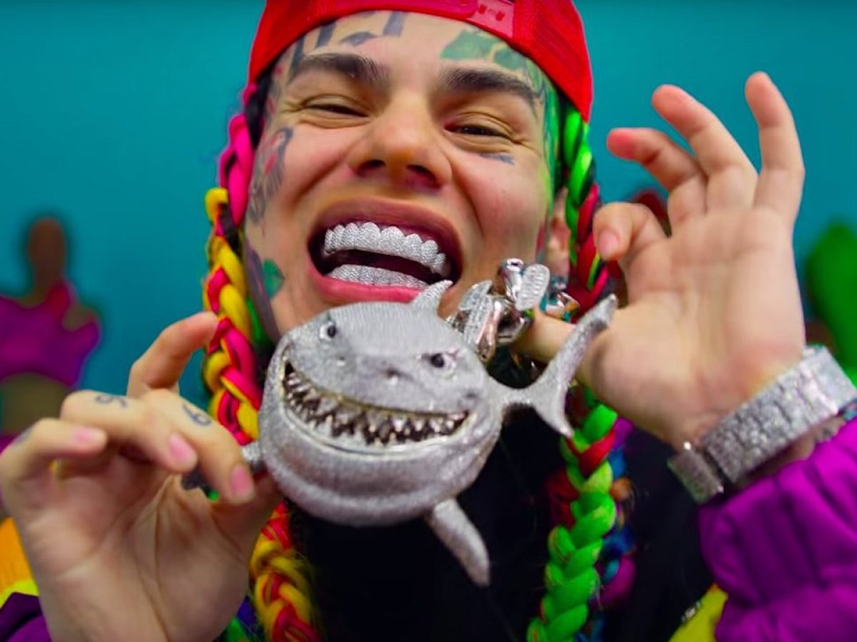 Цепь 6ix9ine акула