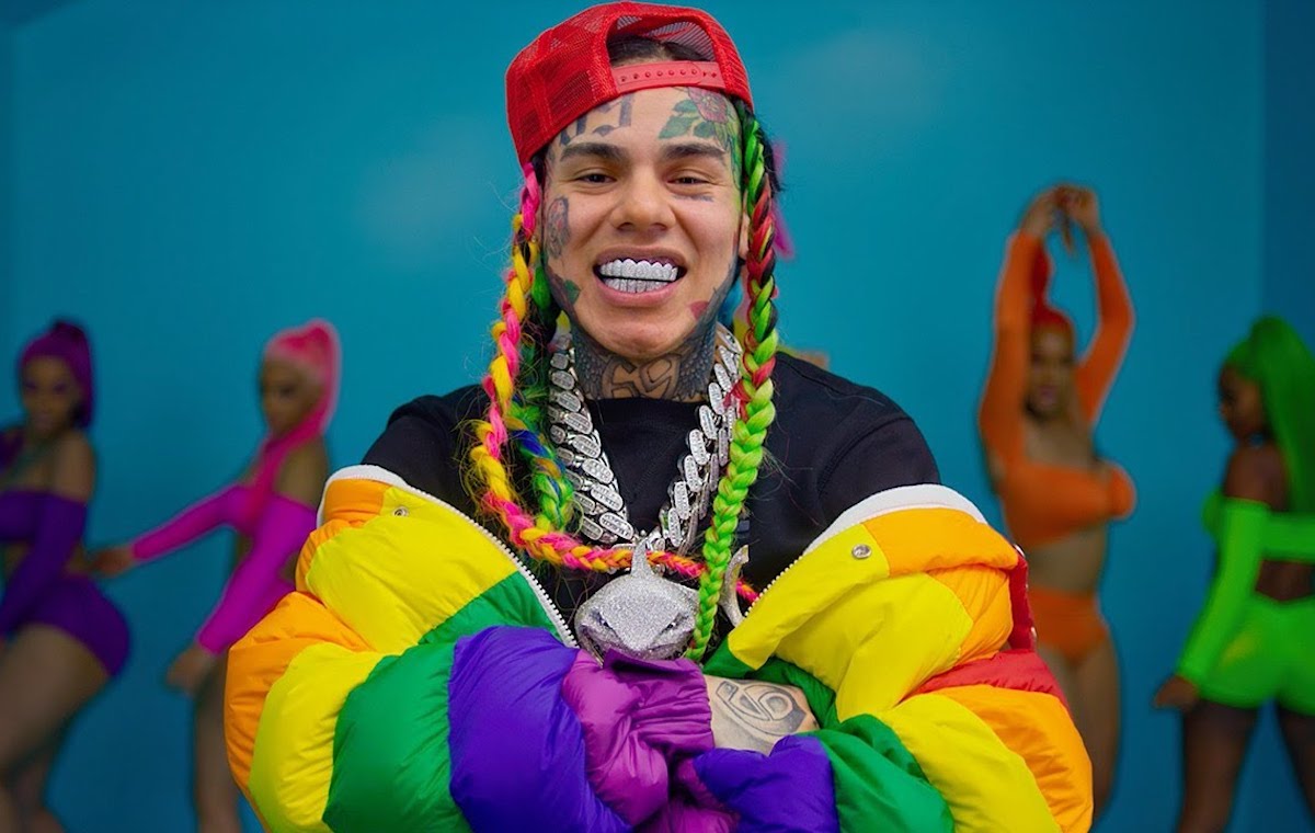 6ix9ine Shark Necklace For Sale