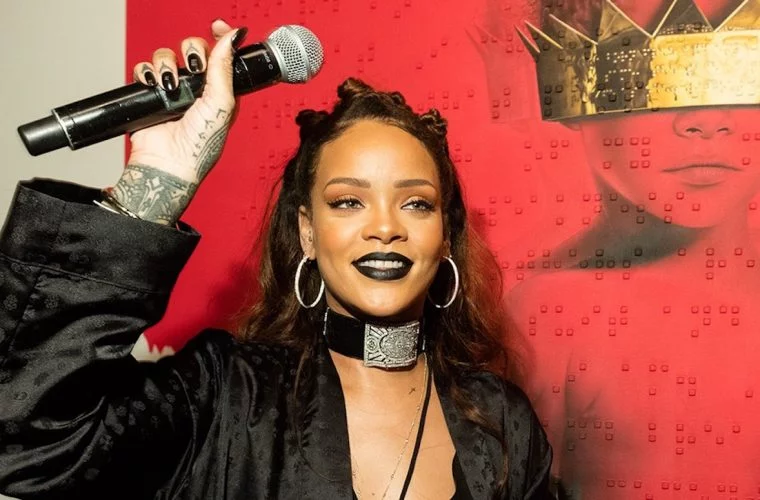 Rihanna - News, Music, Video, Photo, Bio, Lyrics