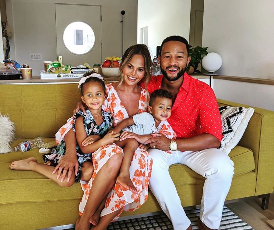 John Legend S Wife Chrissy Teigen Roasted By Jamaicans For Oven Cooked Rice Peas Urban Islandz,Ants With Wings In House