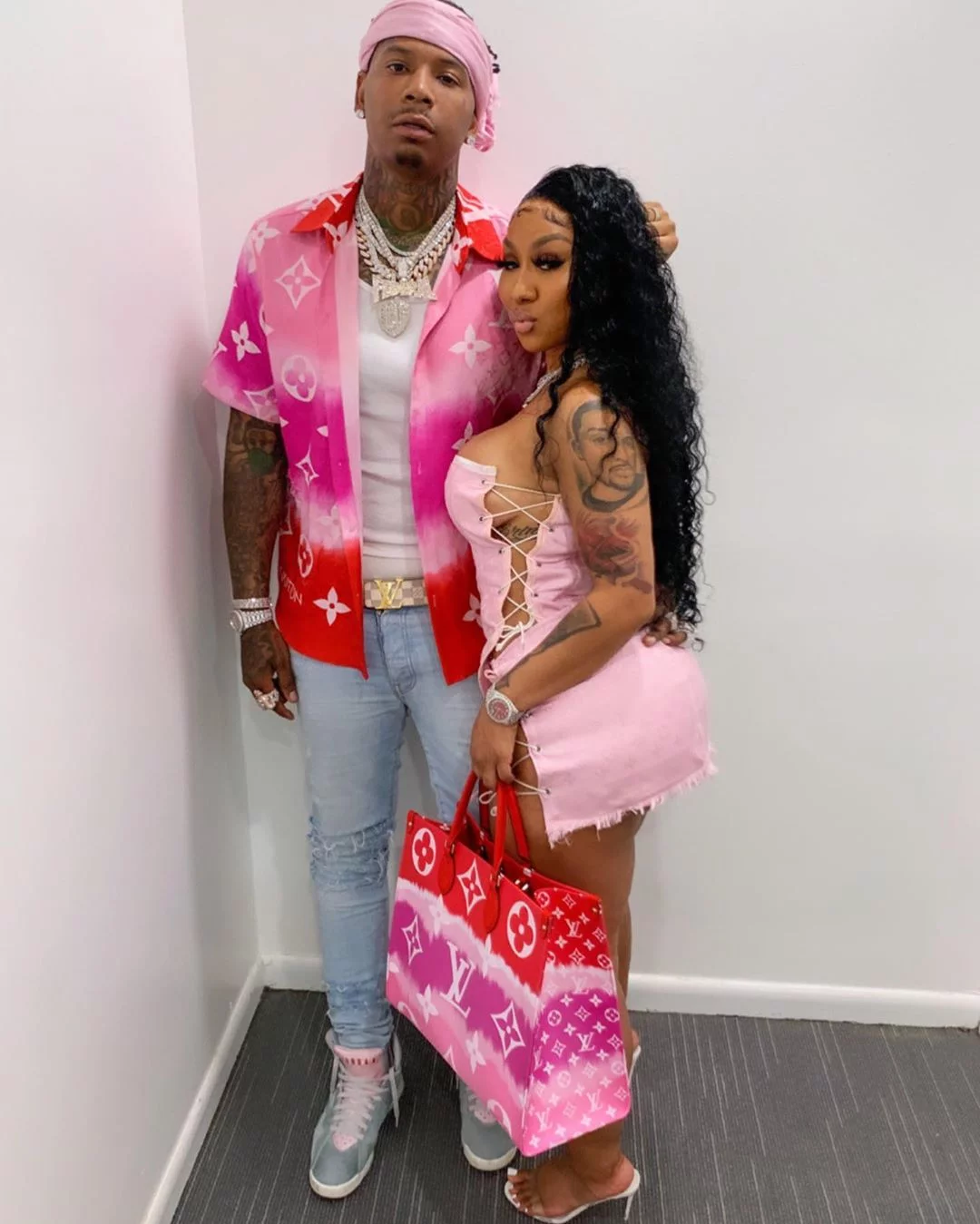 Ari Fletcher And Moneybagg Yo Hints At Pregnancy Before Boarding