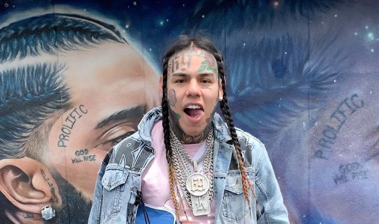 6ix9ine mexican flag