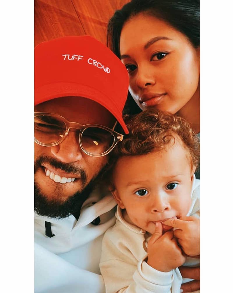 Chris Brown Shares Cute Family Selfie With Ammika Harris & Aeko For ...