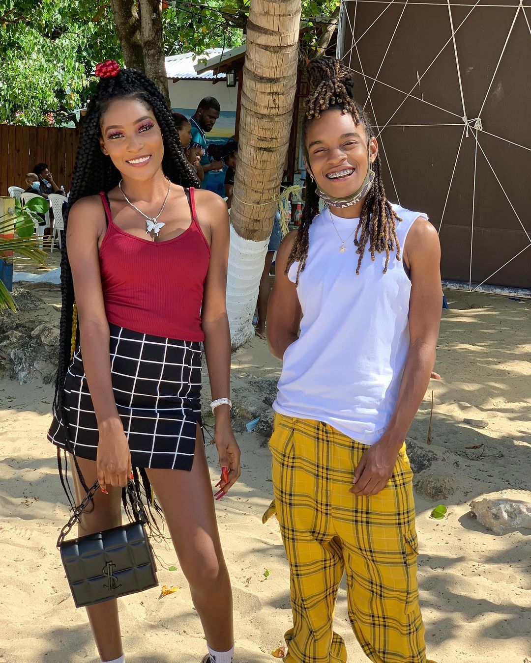 Female In Viral Photo With Koffee On The Beach Responds To Dating Rumors -  Urban Islandz