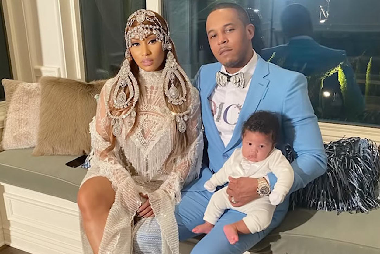 Nicki Minaj Dons Skin Tight Dress & Shares Adorable Photo Of Son Papa