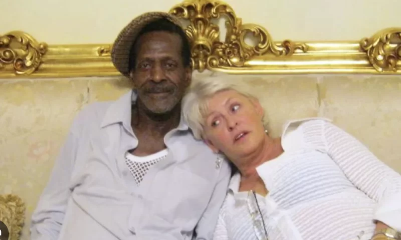 Gregory Isaacs Linda Smith